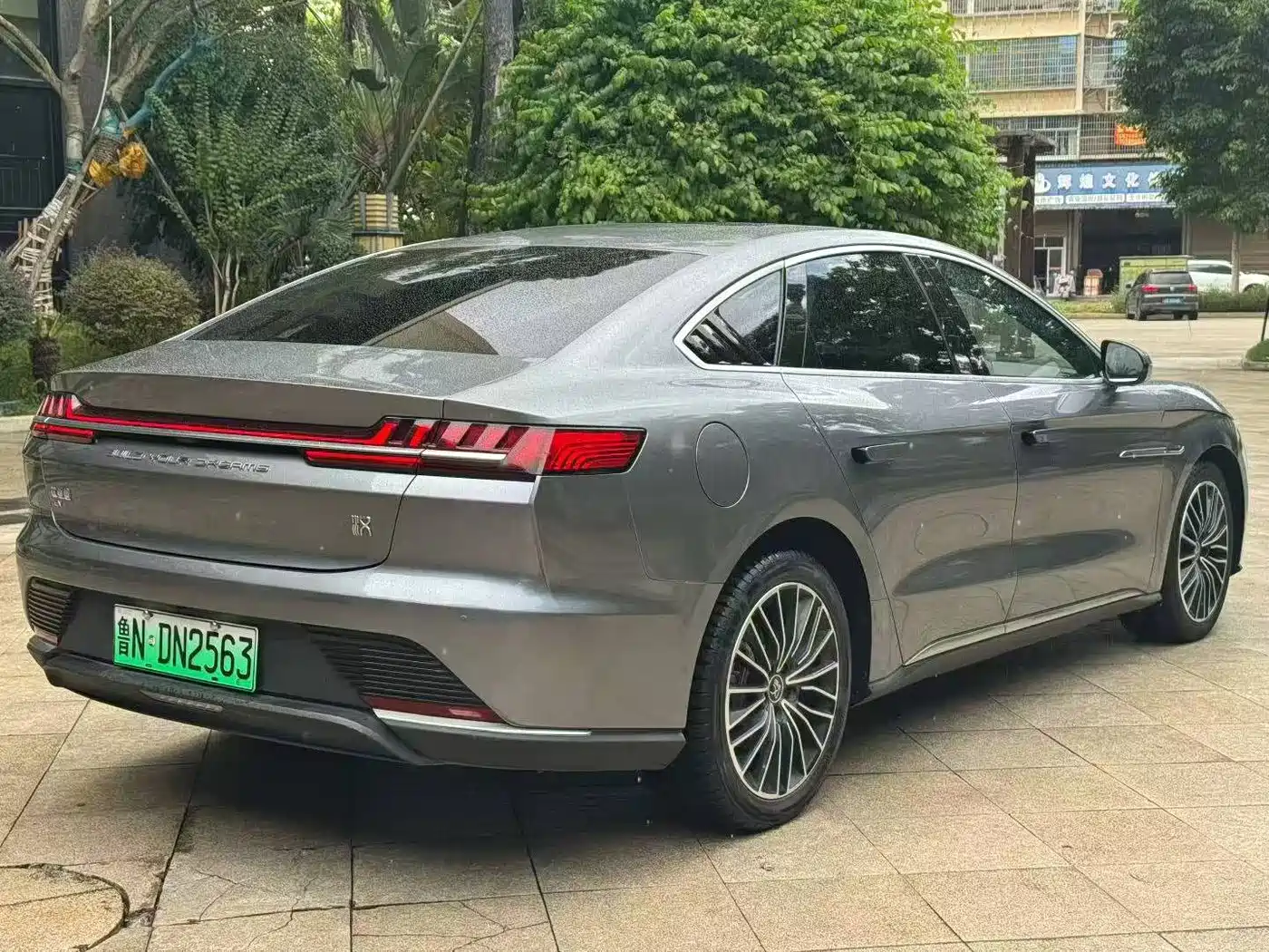 Фото 7 - BYD Han