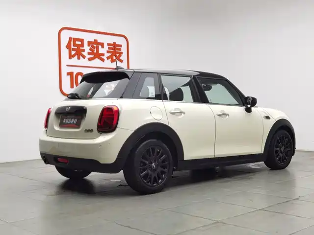 MINI 2021 1.5T COOPER Classic 5-Door — фото 2