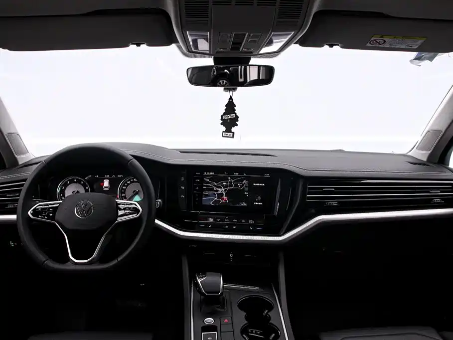 Volkswagen Touareg 2023 2022 2.0TSI Pilot Special Edition