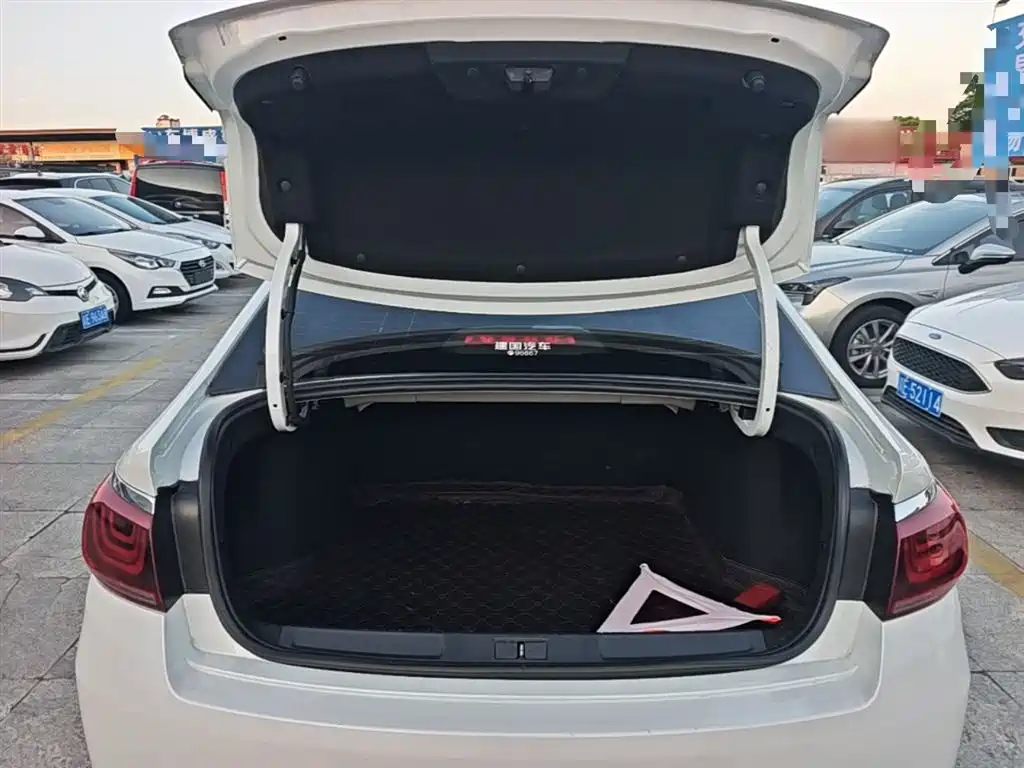 Photo 19 - Citroën C4 C-Quatre