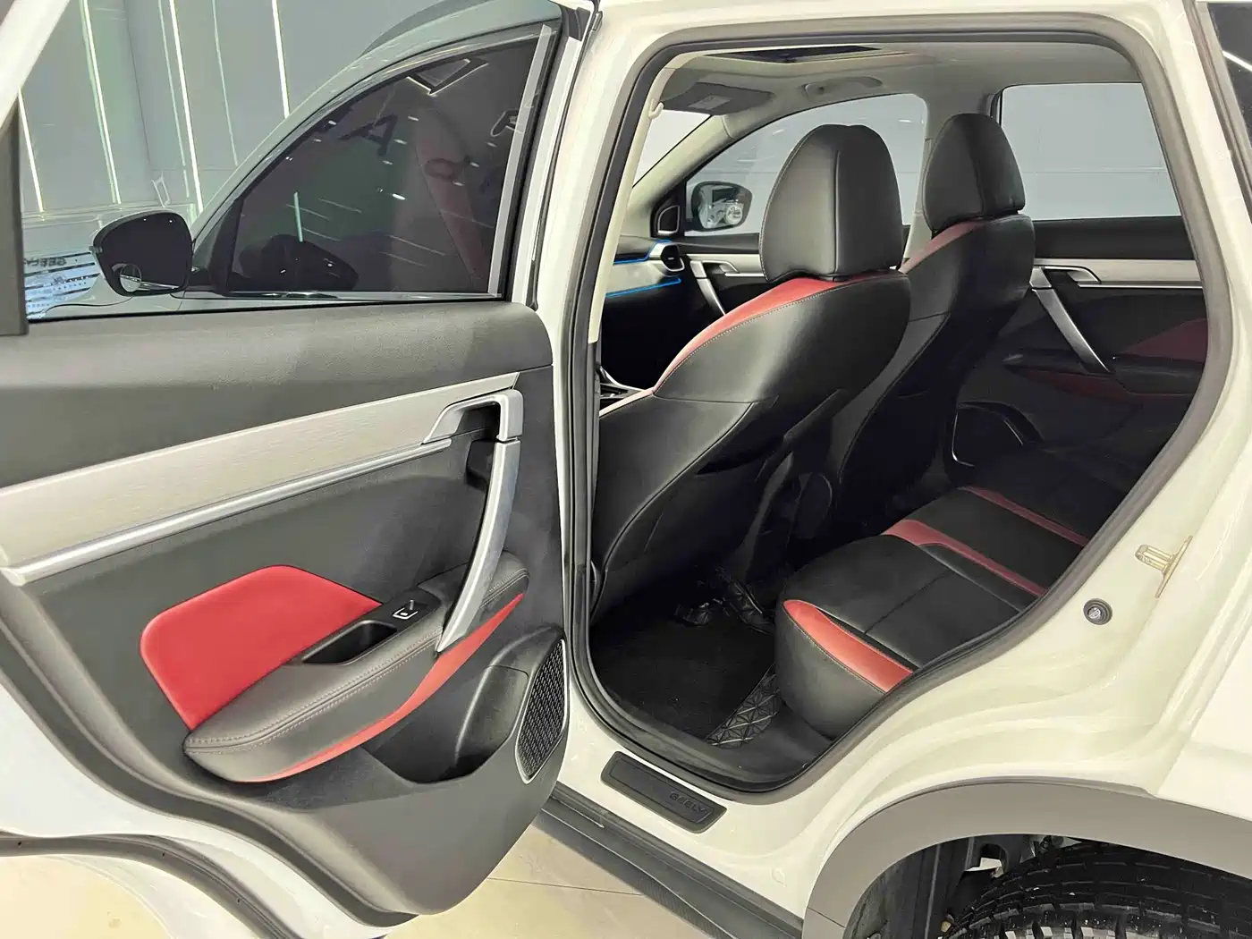 GEELY AUTOMOBILE BINYUE