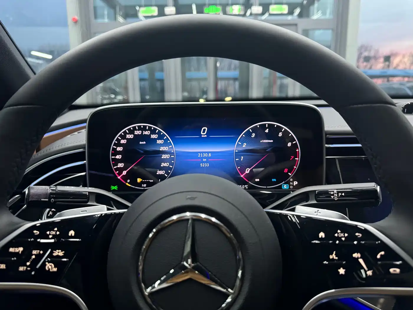 Mercedes-Benz E-Class 2025 E 300 L Luxury Sport фото 12