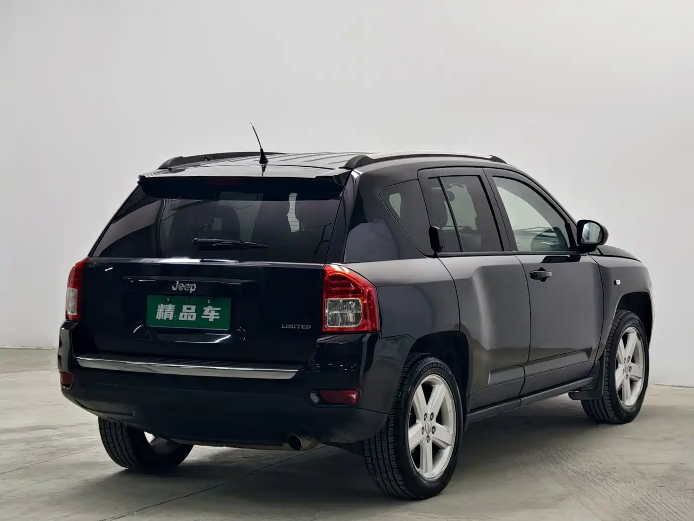 Jeep Compass (Import) 2012 2012 2.4L AWD Urban Edition