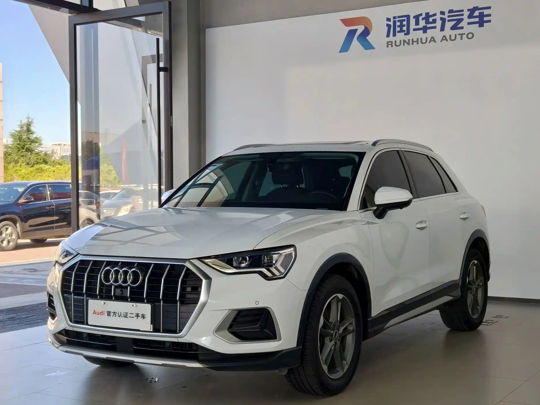 Фото 1 - Audi Q3