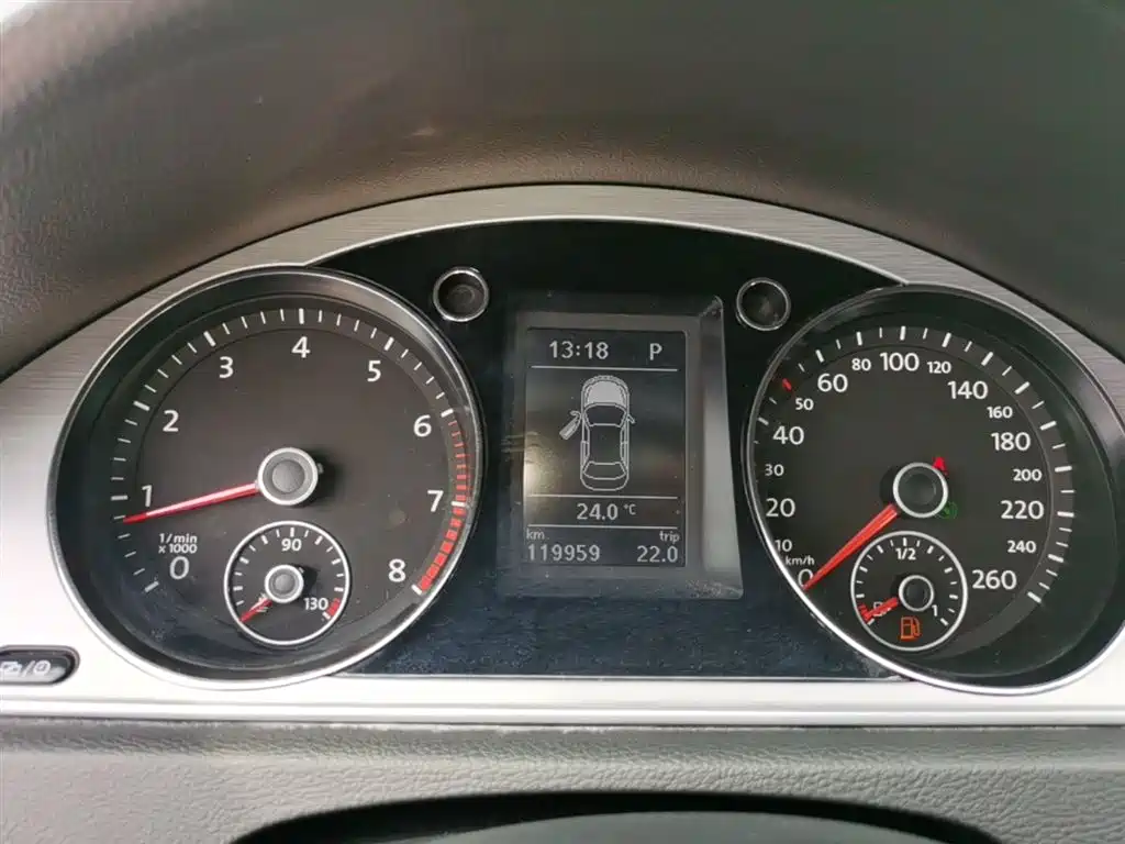 Volkswagen Magotan 2016 1.8TSI Smart Leading фото 12