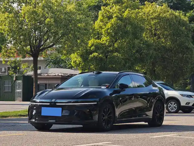 ZEEKR 007GT 2025