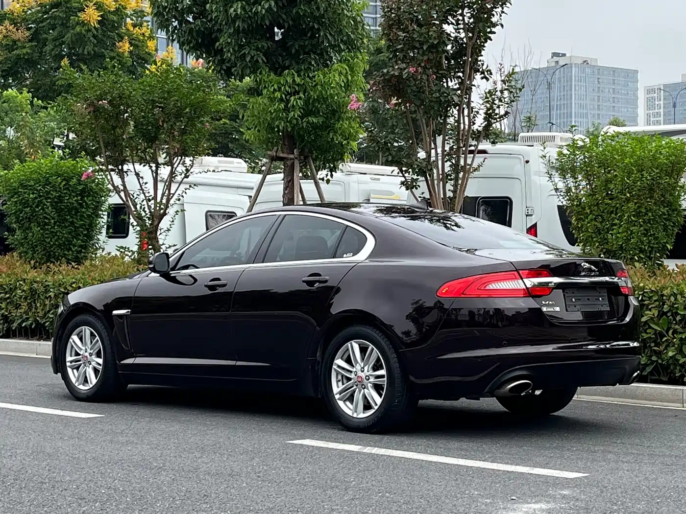 Jaguar XF 2015 2015 XF 2.0T Style Edition