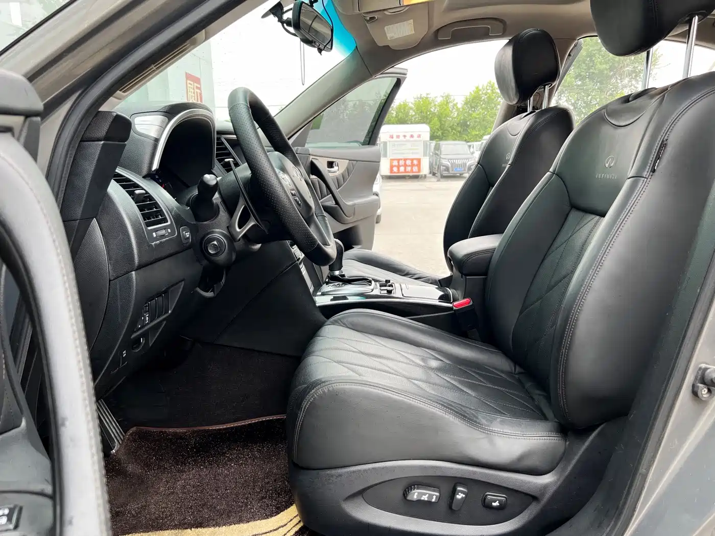 Infiniti FX 2009 2009 FX35 Beyond Edition