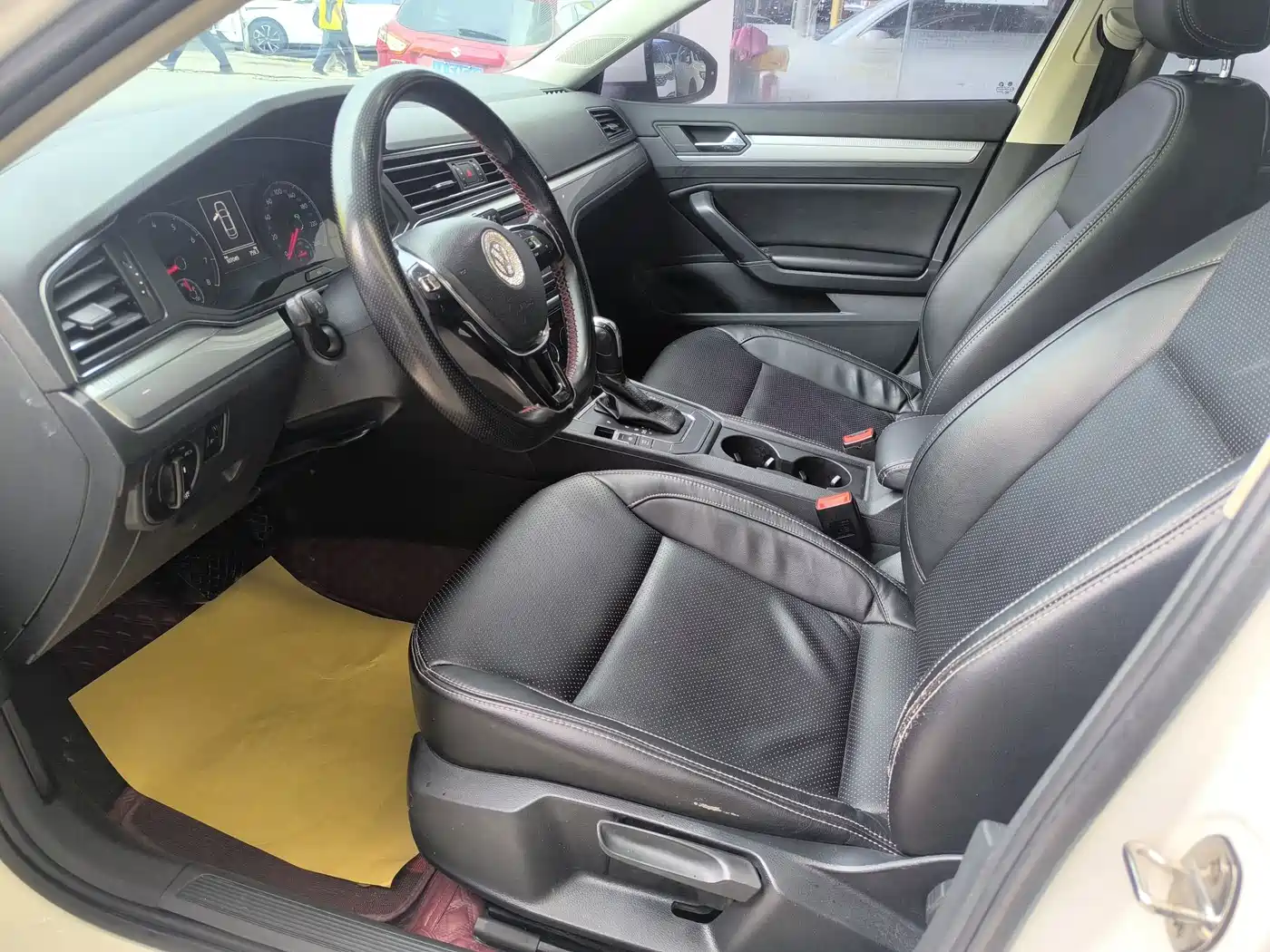 Volkswagen Lamando 2019 230TSI DSG Fashion Edition China VI фото 4
