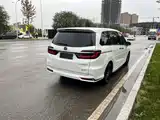 Photo 20 - Honda Odyssey
