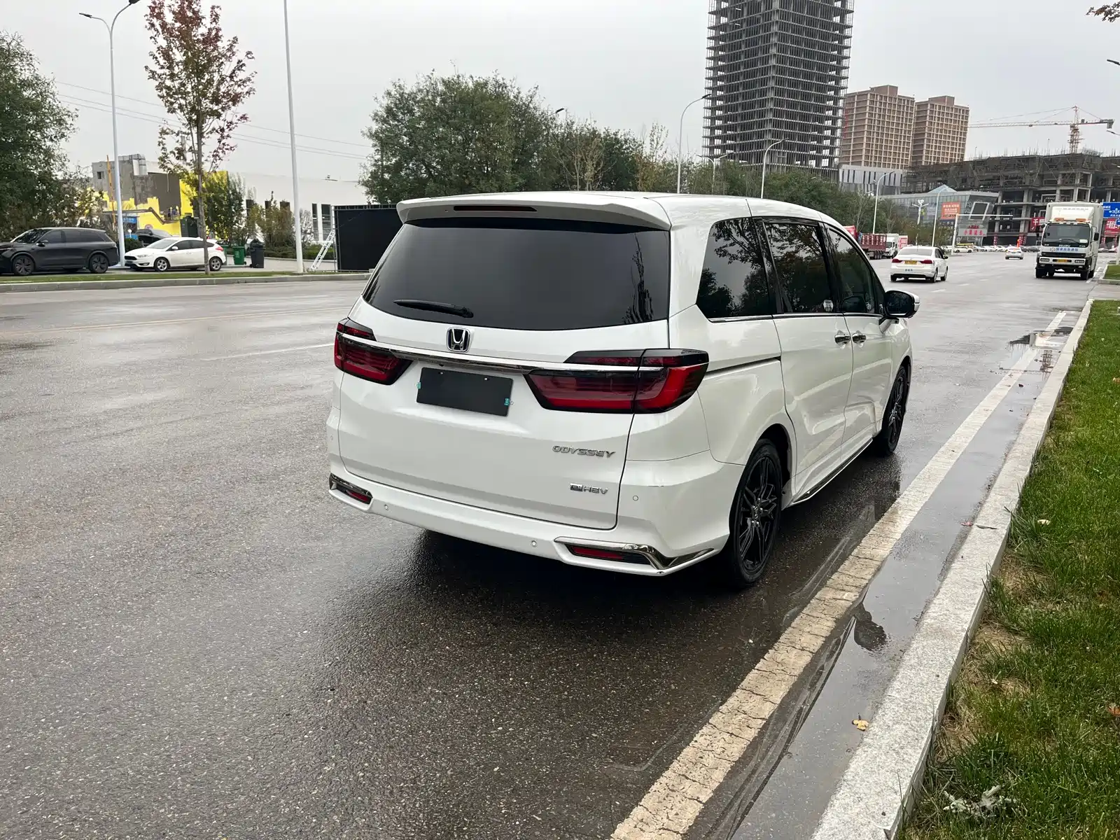 Photo 20 - Honda Odyssey