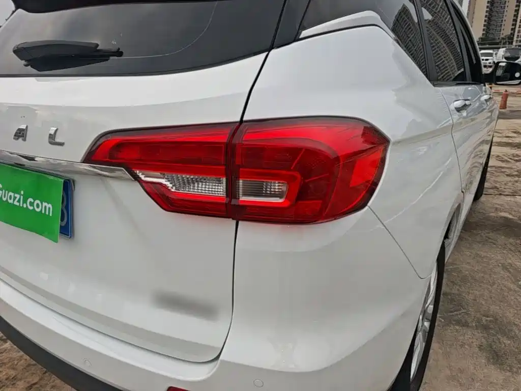 Haval M6 2018 2018 Facelift 1.5T DCT 2WD Elite Edition