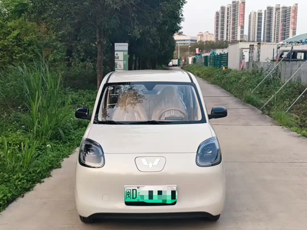 WULING AUTOMOBILE HONGGUANG MINIEV