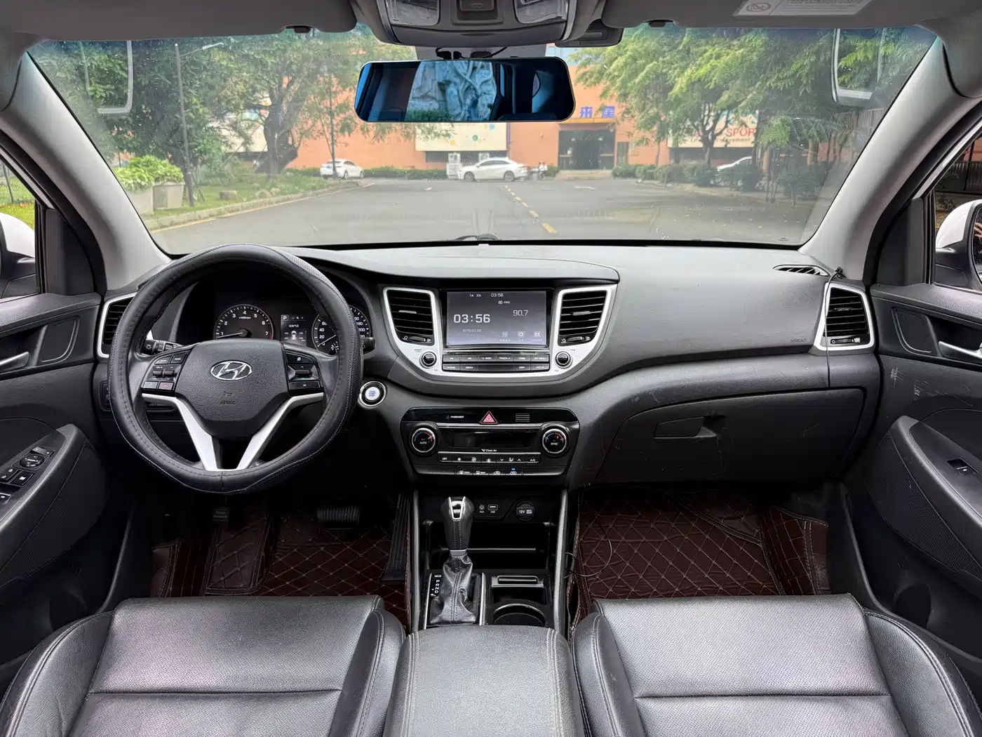 Hyundai Tucson 2015 1.6T Dual Clutch 2WD Smart фото 12