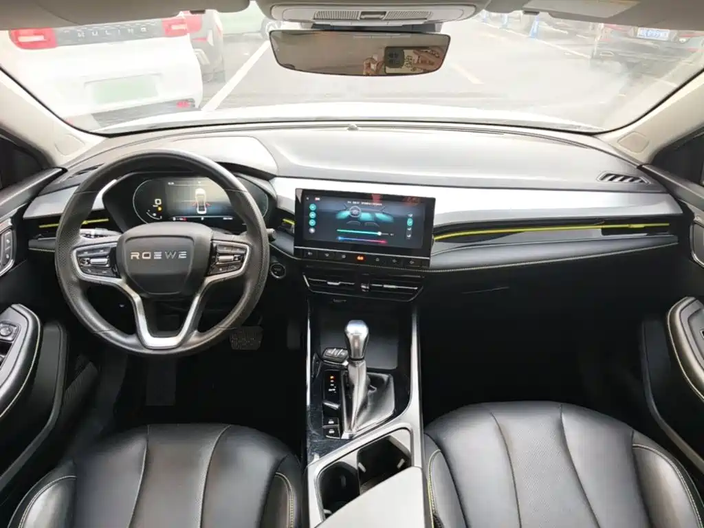 Фото 10 - Roewe i5