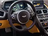 Фото 11 - Aston Martin DB11