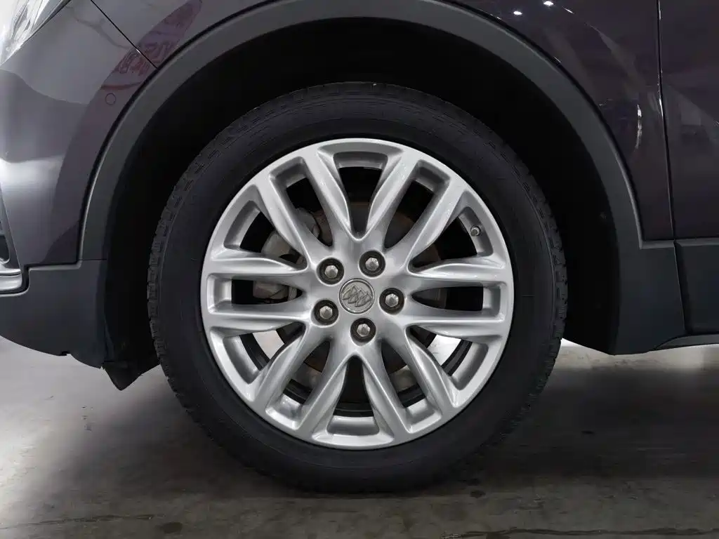 Фото 17 - Buick Envision Plus