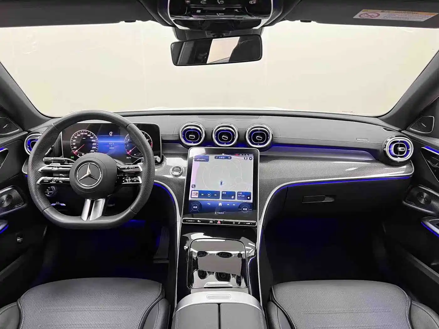 Mercedes-Benz C-Class 2024 C 260 L Night Edition Sport фото 12