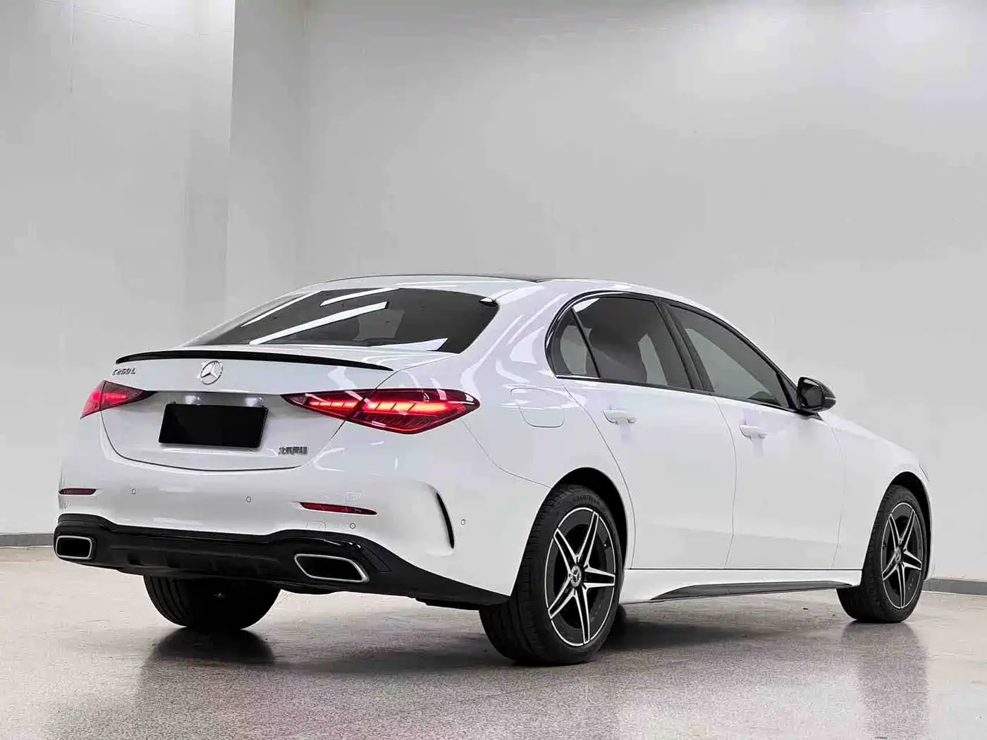 Mercedes-Benz C-Class 2024 C 260 L Night Edition Sport фото 25