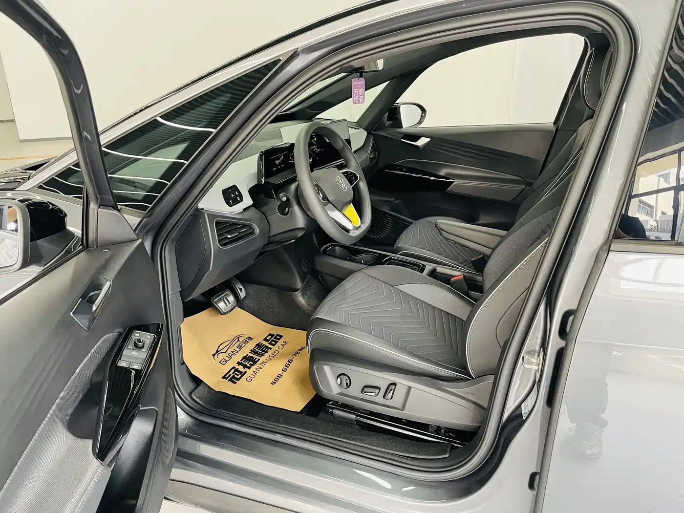 Volkswagen ID.3 2023 Upgraded Pure Intelligence Edition фото 4