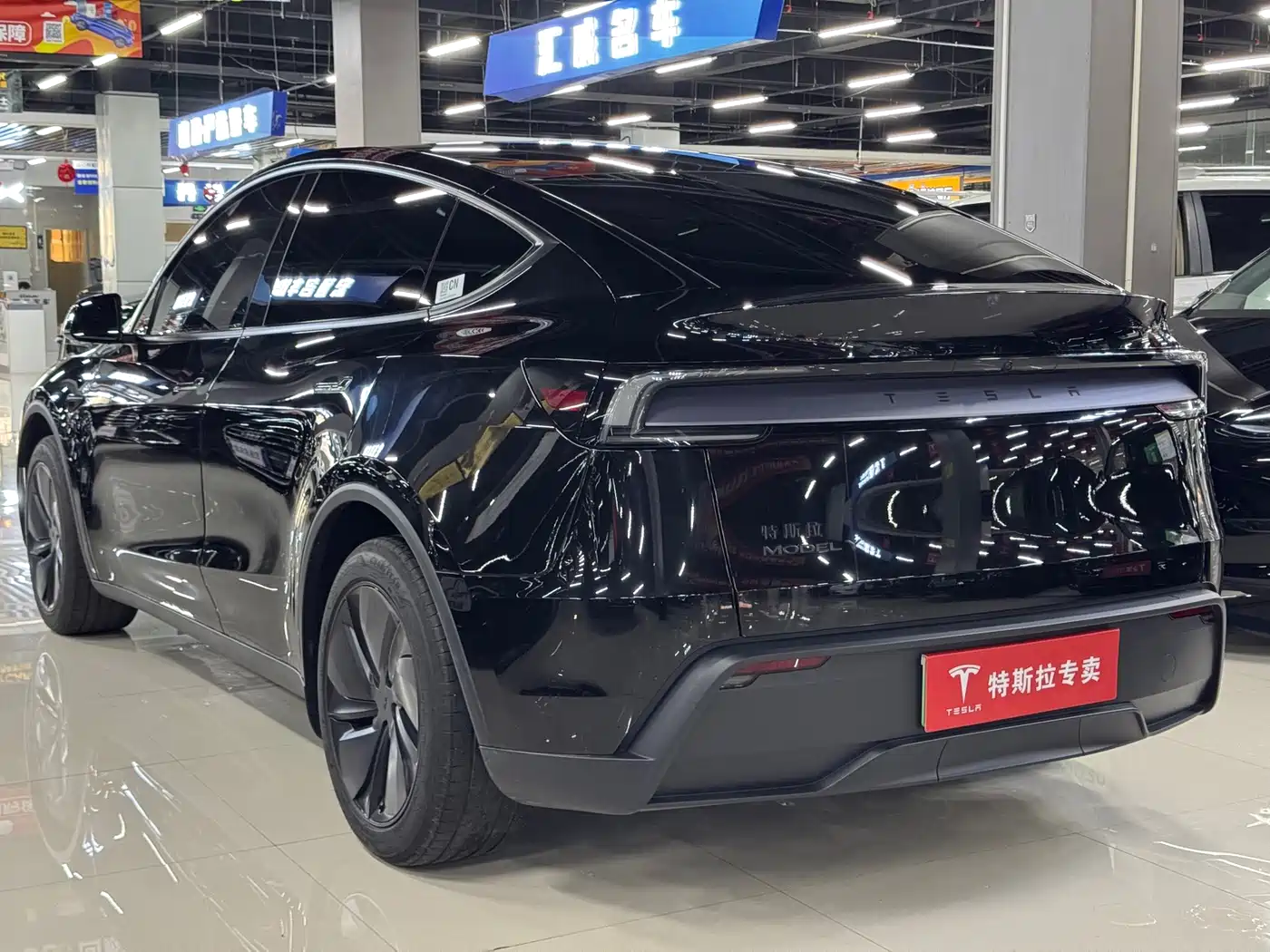 Tesla Model Y 2026 2026 Rear-Wheel Drive