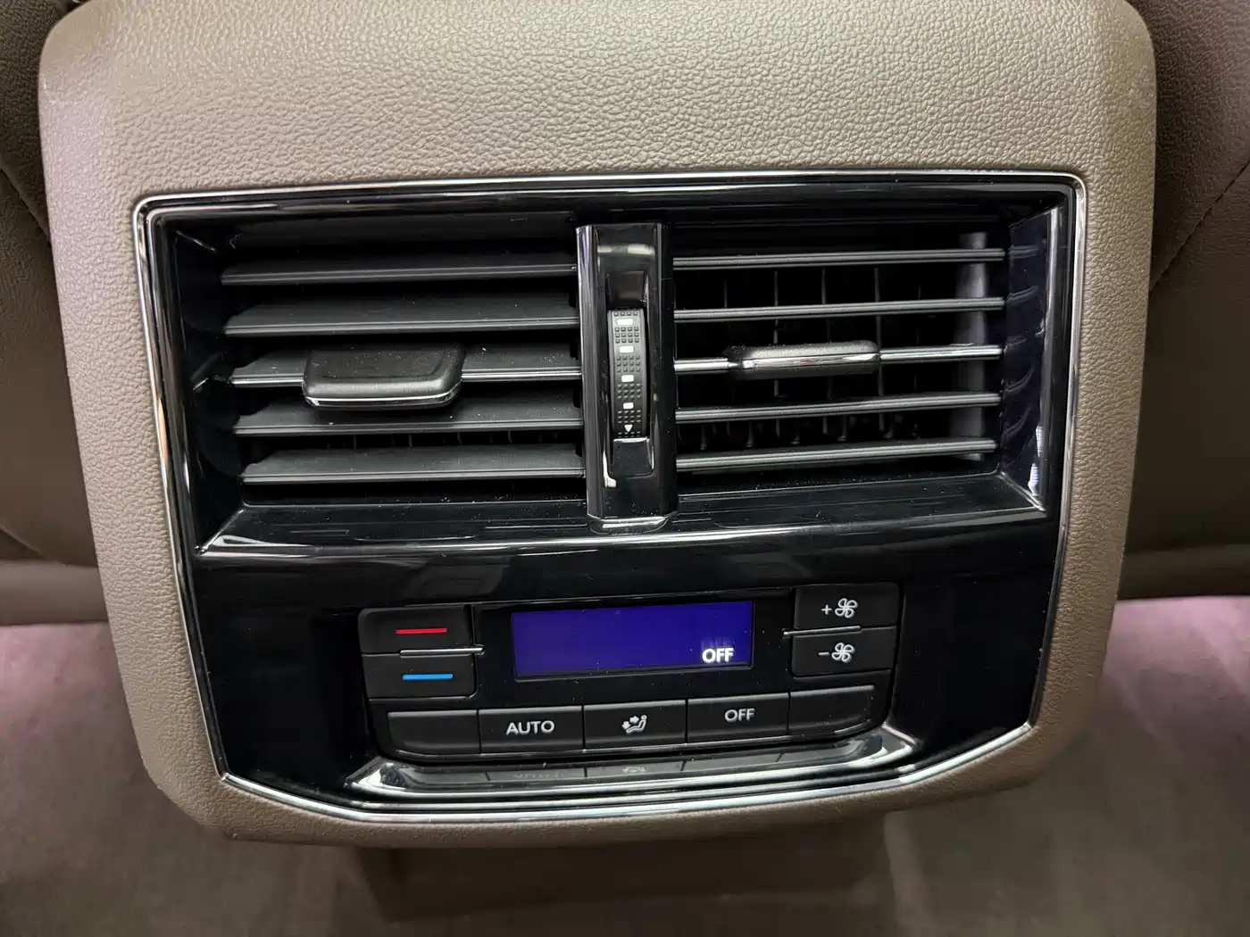 Volkswagen Viloran 2020 330TSI Luxury Edition фото 14