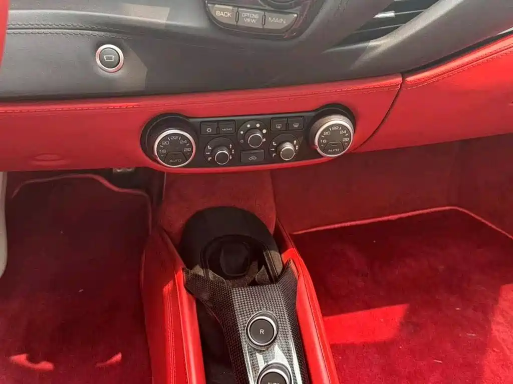 Ferrari 488 2018 2015 488 Spider