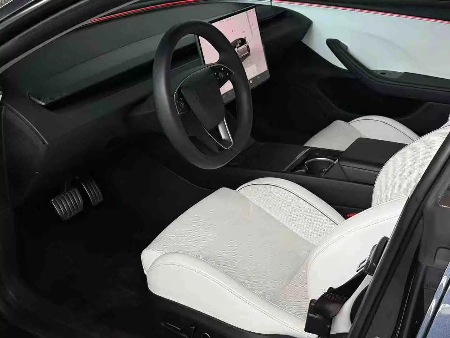 Photo 3 - Tesla Model 3