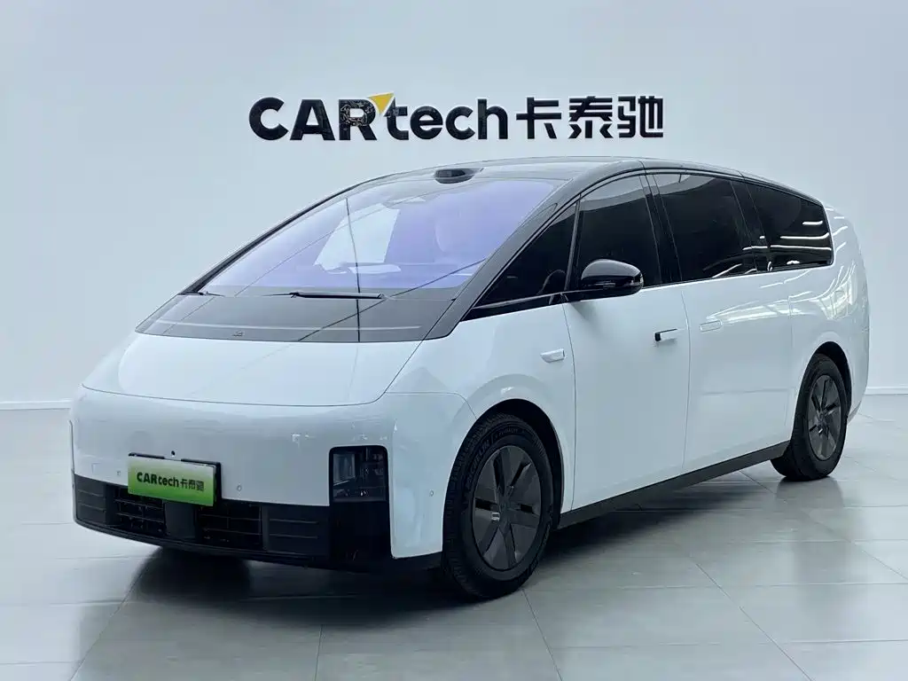Li Auto MEGA 2025