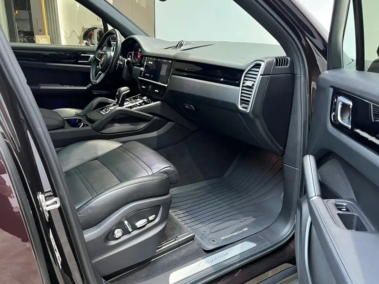 Porsche Cayenne 2018 Cayenne 3.0T фото 16