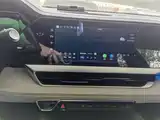 Фото 6 - Geely Monjaro