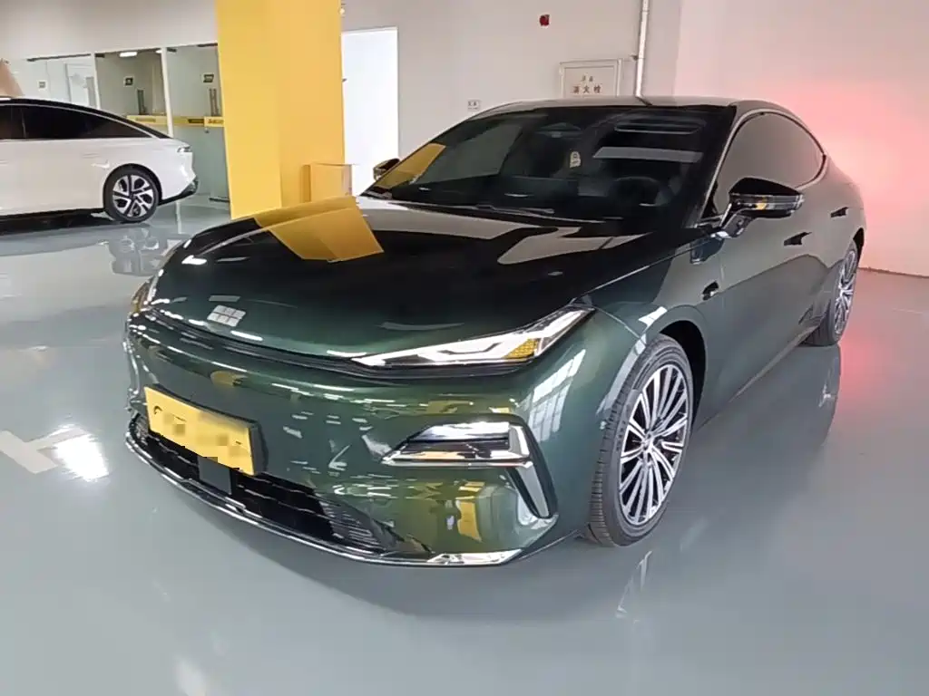 Geely Galaxy Galaxy Xingyao 8 2025