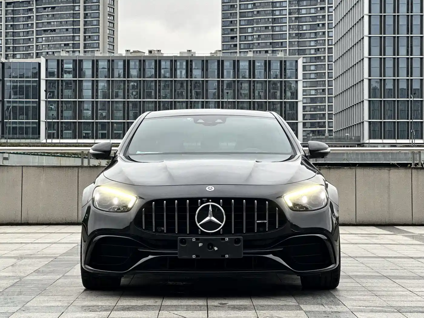 MERCEDES-BENZ E CLASS AMG