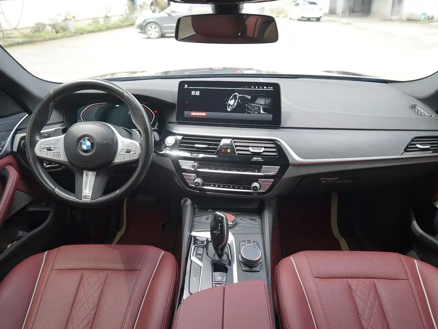 BMW 5 Series 2023 Facelift 530Li Leading M Sport Package фото 5