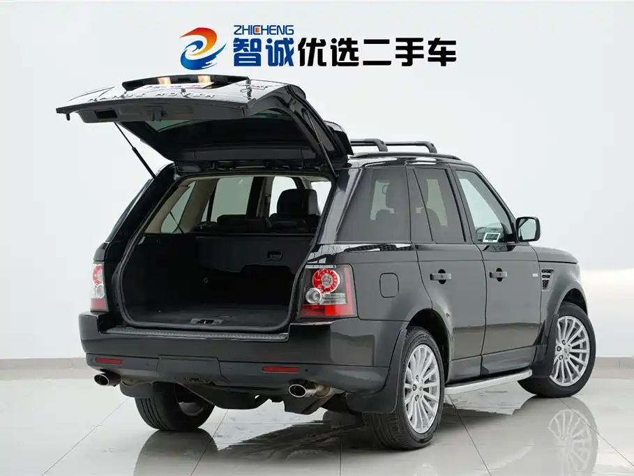 Фото 34 - Land Rover Range Rover Sport
