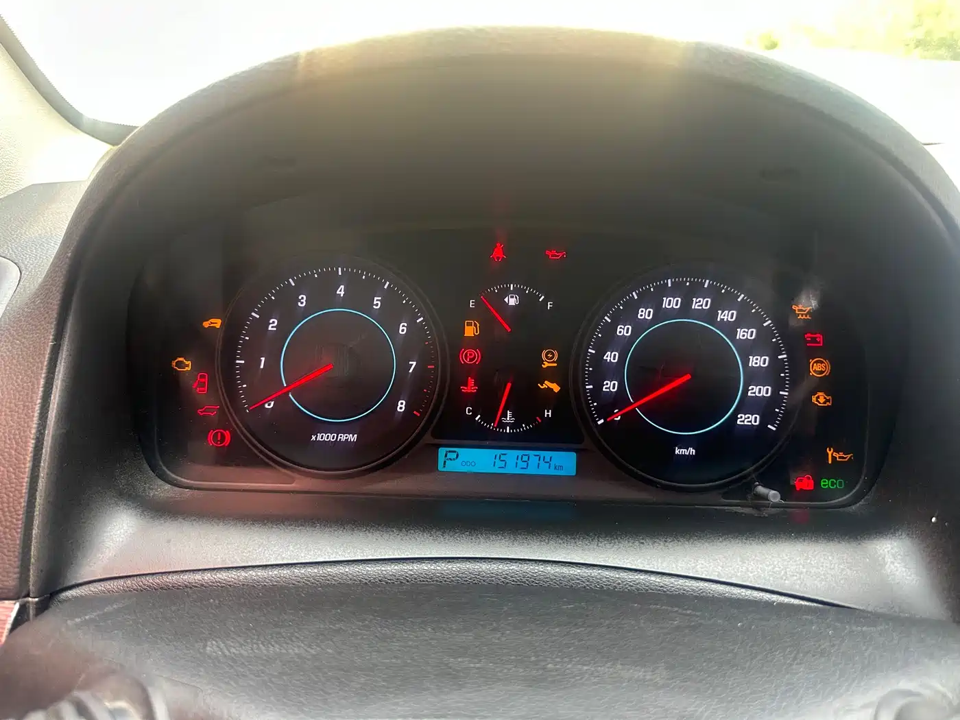 Chevrolet Captiva 2014 2.4L 2WD Urban 5-seater фото 16
