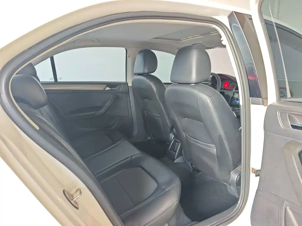 صورة 6 - Volkswagen Santana
