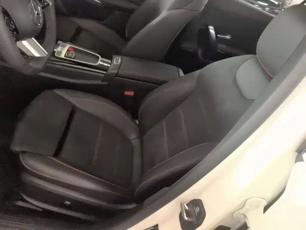 Mercedes-Benz A-Class 2025 2025 A 200 L Fashion Edition