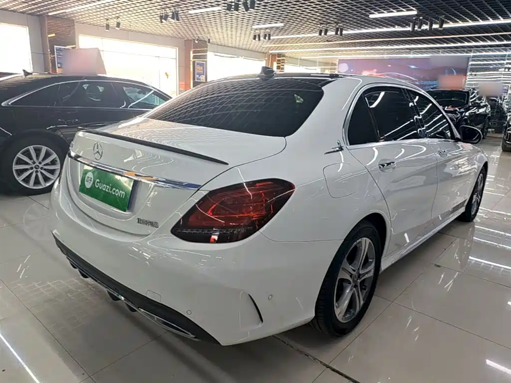 MERCEDES-BENZ CLASS C