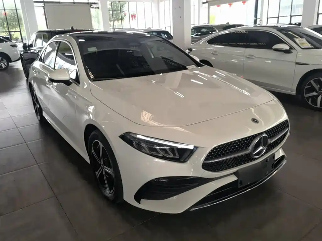 Mercedes-Benz A-Class 2025 2025 A 200 L Fashion Edition