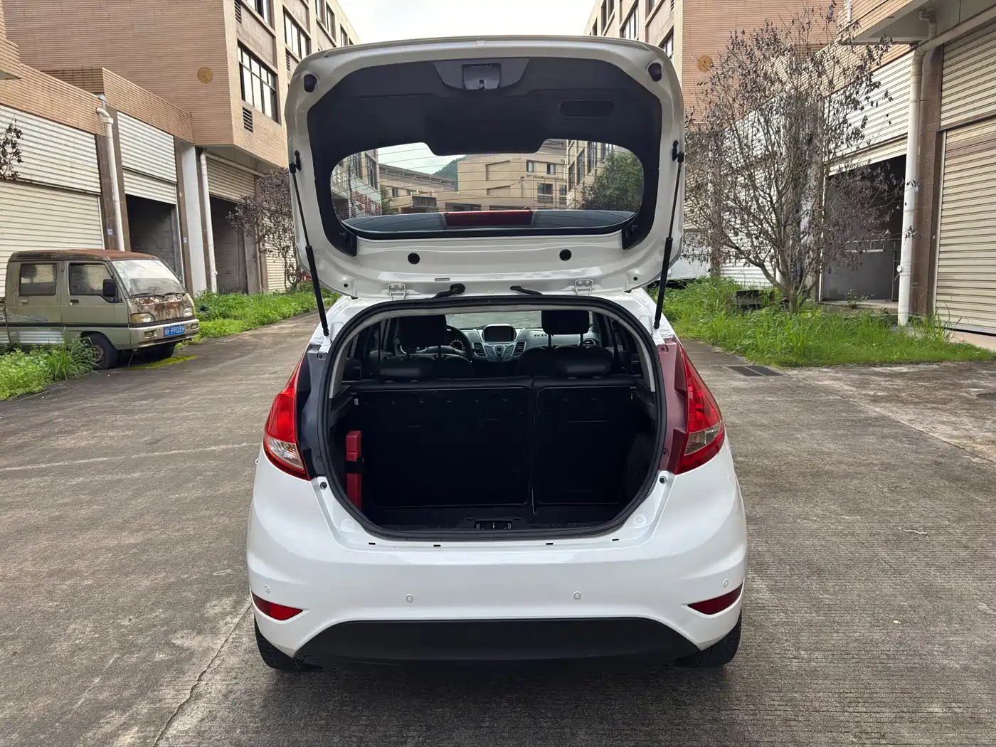 Ford Fiesta 2015 2013 Hatchback 1.5L Automatic Fashion