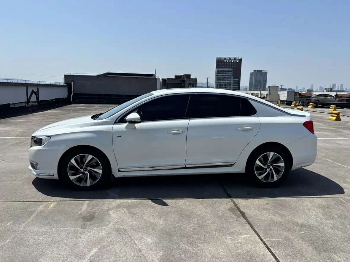DS 5LS 2014 2014 1.6T Elegance THP160