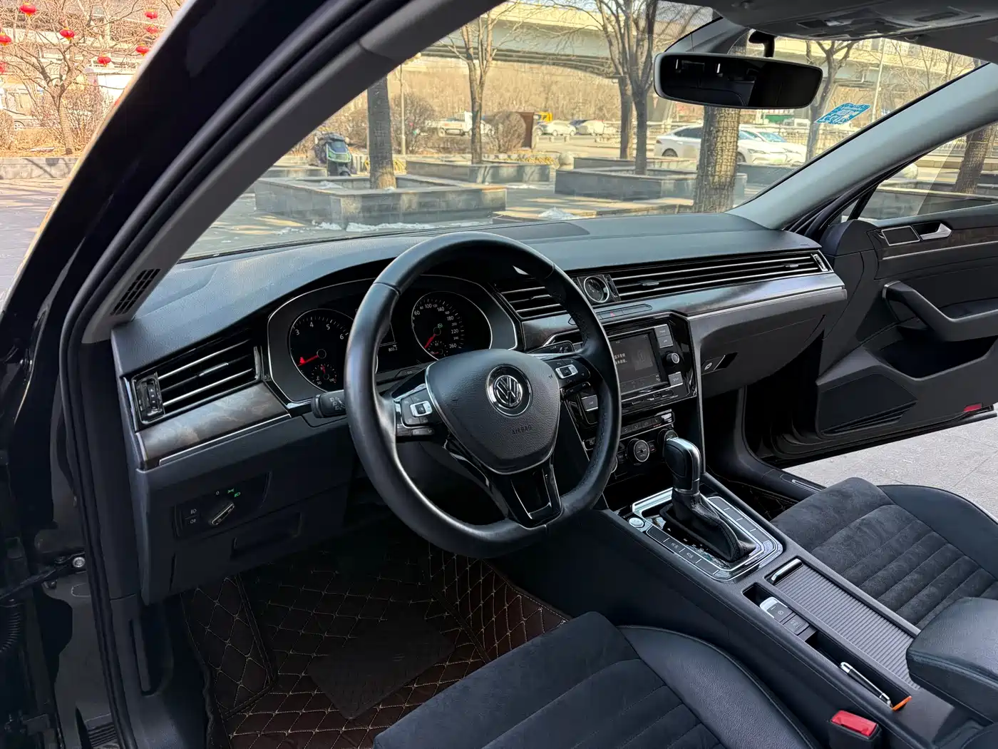 Volkswagen Magotan 2018 330TSI DSG Luxury фото 13