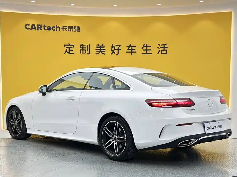 Фото 6 - Mercedes-Benz E-Class (Import)