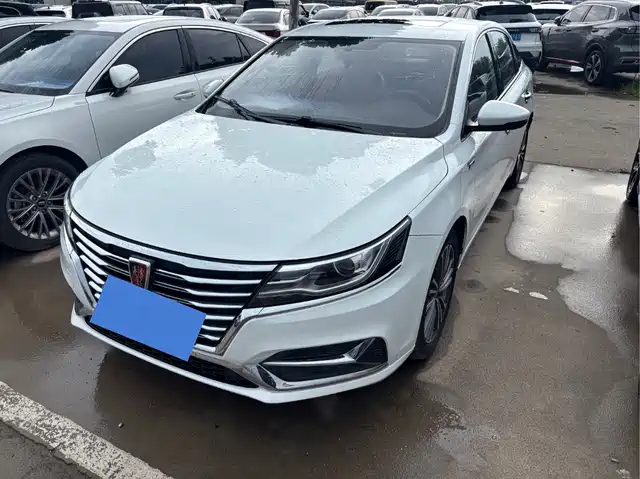Roewe Roewe i6 2020 PLUS 1.6L CVT 4G Connected Glory Flagship Edition