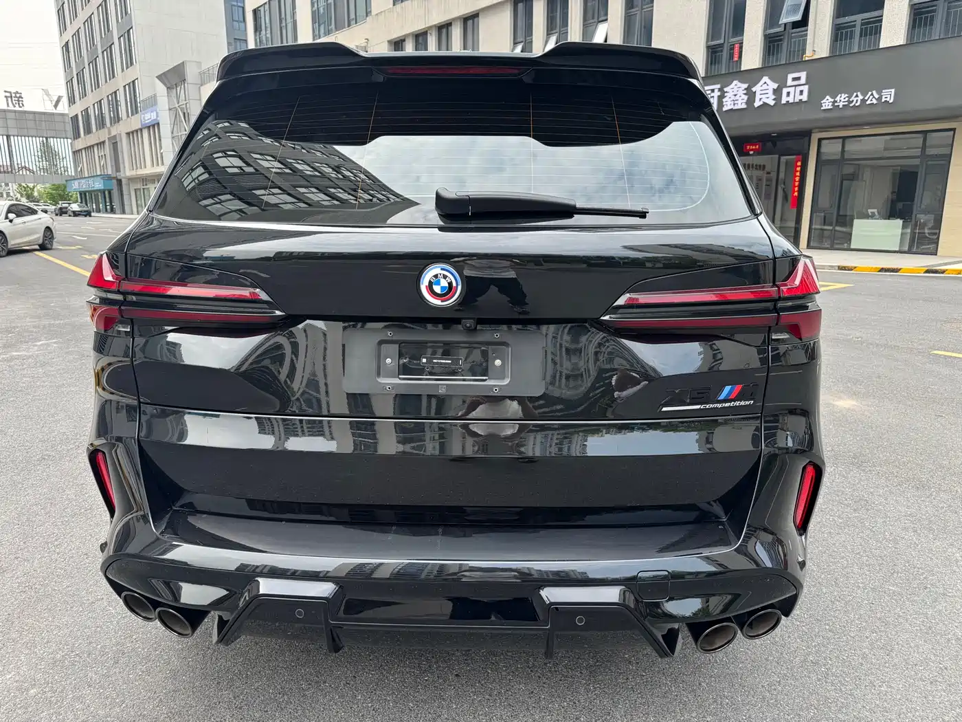 BMW X5 M 2023 Model X5 M Thunder Edition фото 5