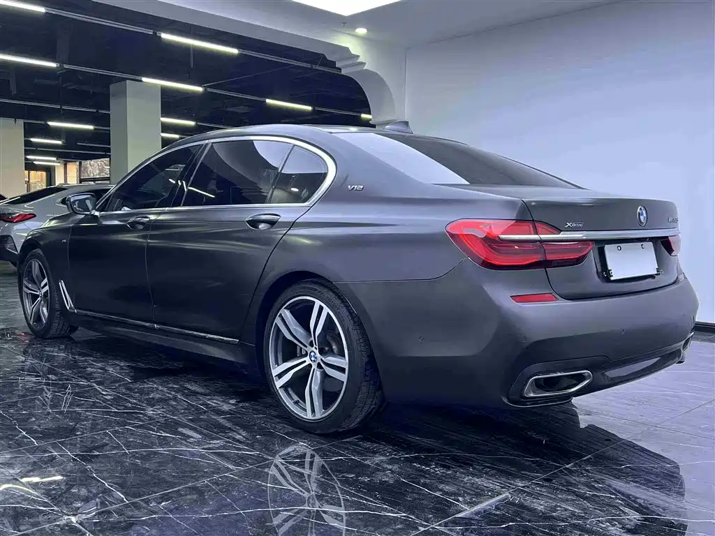BMW 7 Series 2018 740Li xDrive Premium Type M Sport Package фото 20