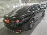 Фото 2 - Lexus ES