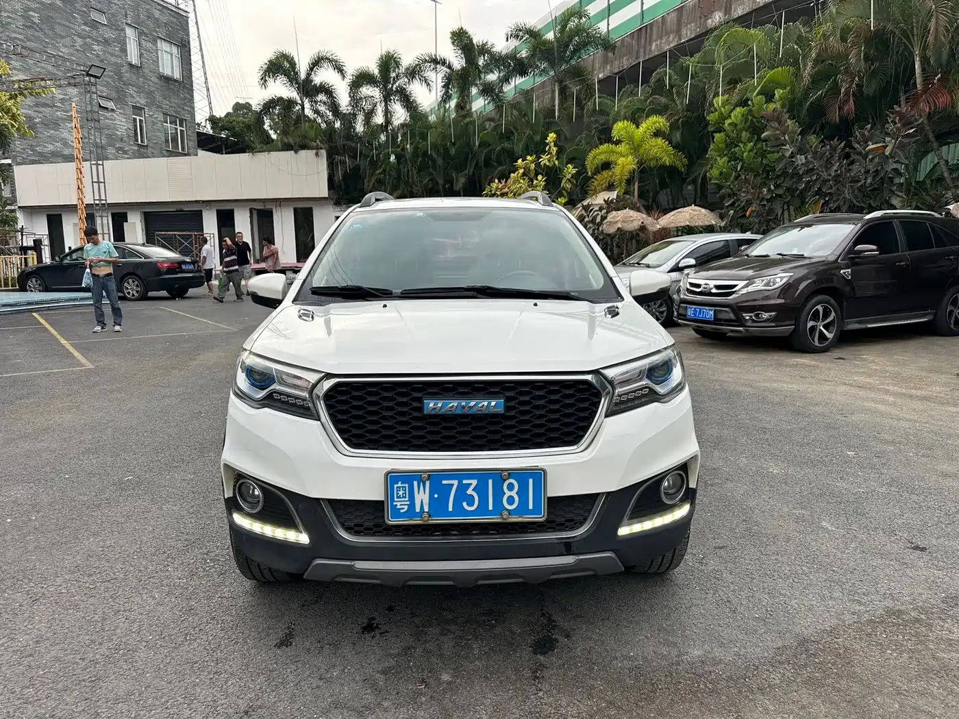Photo 2 - Haval H1
