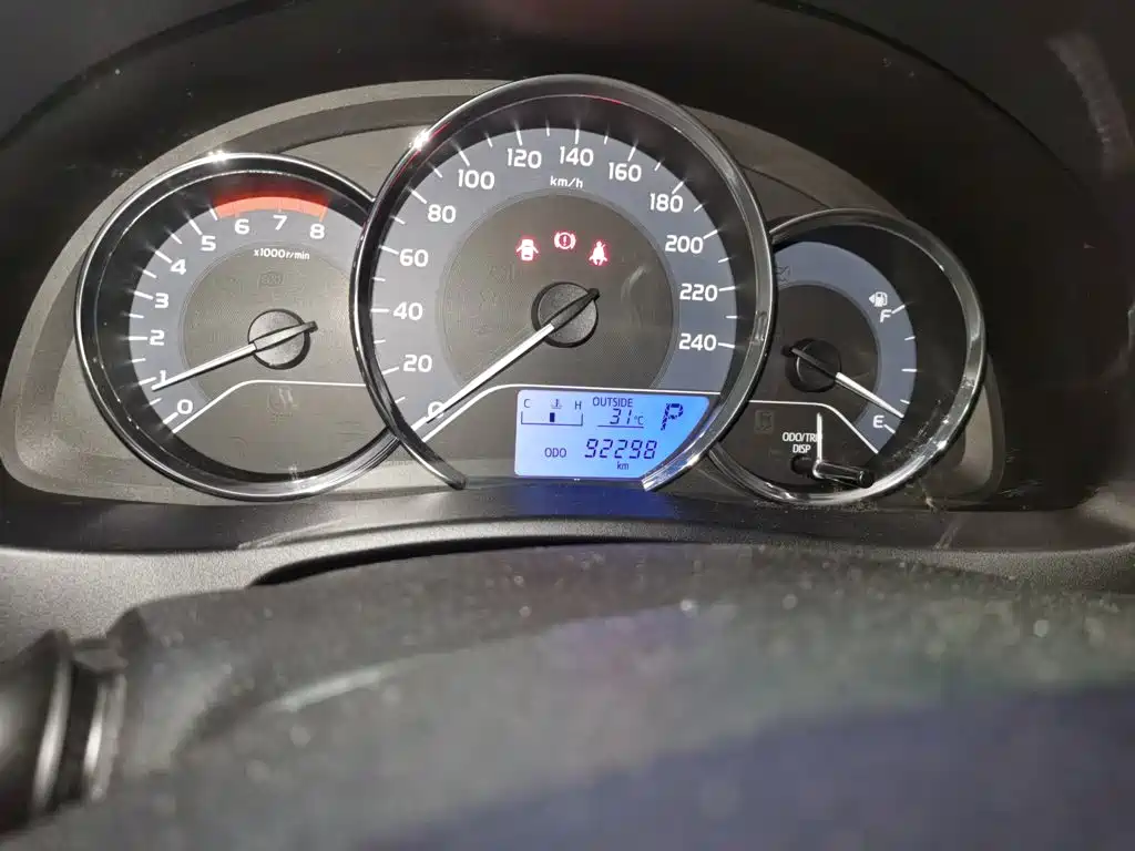 Photo 8 - Toyota Corolla